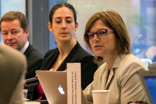 Chantal Line Carpentier, Chief, New York Office of UNCTAD (United Nations Conference on Trade and Development), at right, was among the participants at the 28 May 2015 breakfast meeting, one of eight meetings held in 2015 at the offices of the Bahá’í International Community on the post-2015 development agenda.